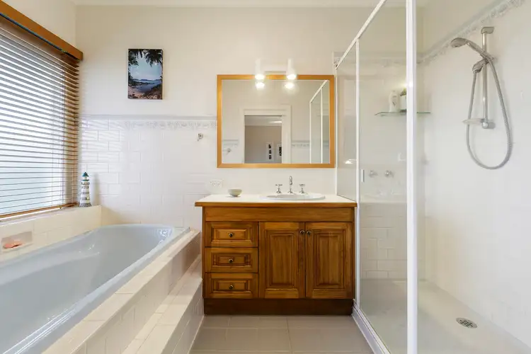 Fifth view of Homely house listing, 4 Hunt Crescent, Ascot Vale VIC 3032