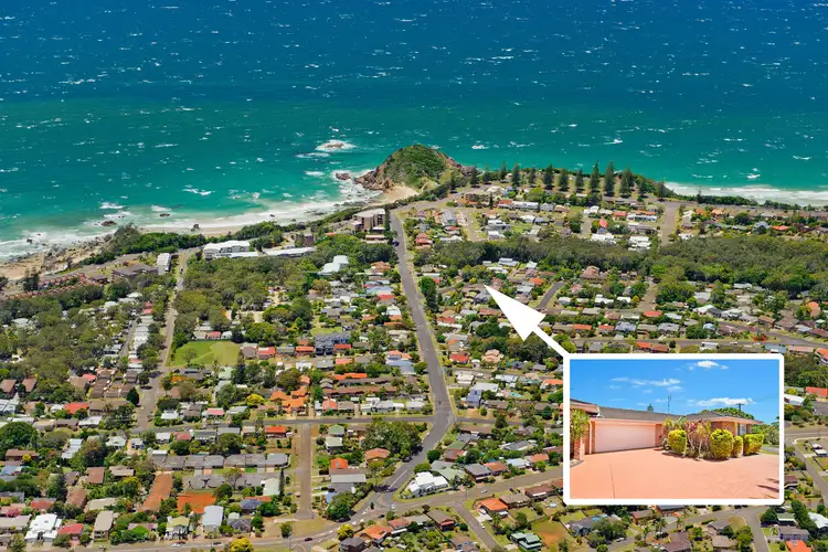 Second view of Homely villa listing, 1/5 Sunnyside Crescent, Port Macquarie NSW 2444