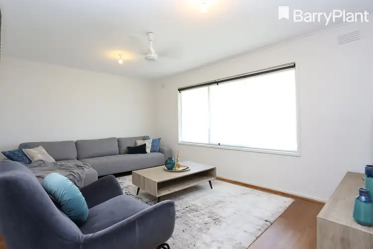 Sixth view of Homely house listing, 5 Eldorado Crescent, Meadow Heights VIC 3048