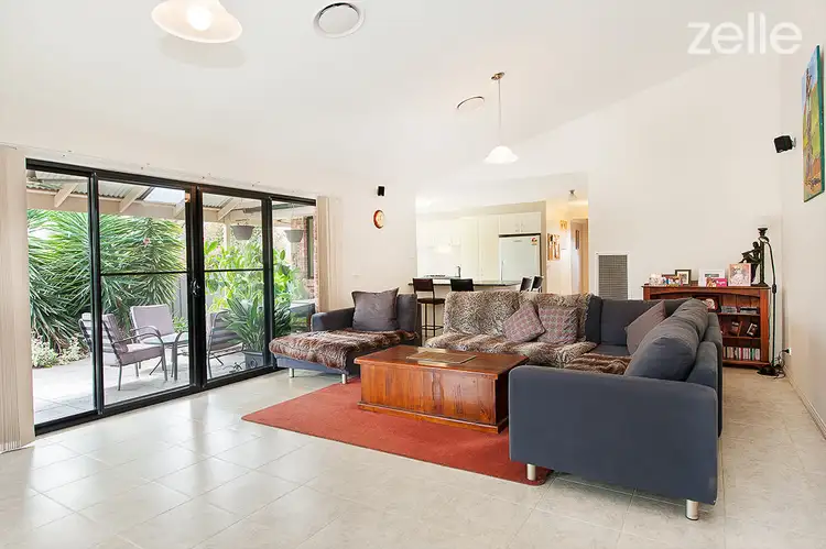 Fifth view of Homely house listing, 2 Honeyeater Circuit, Thurgoona NSW 2640