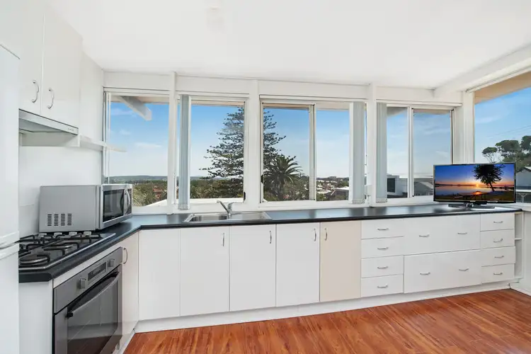 8/16 Nesca Parade, The Hill NSW 2300
