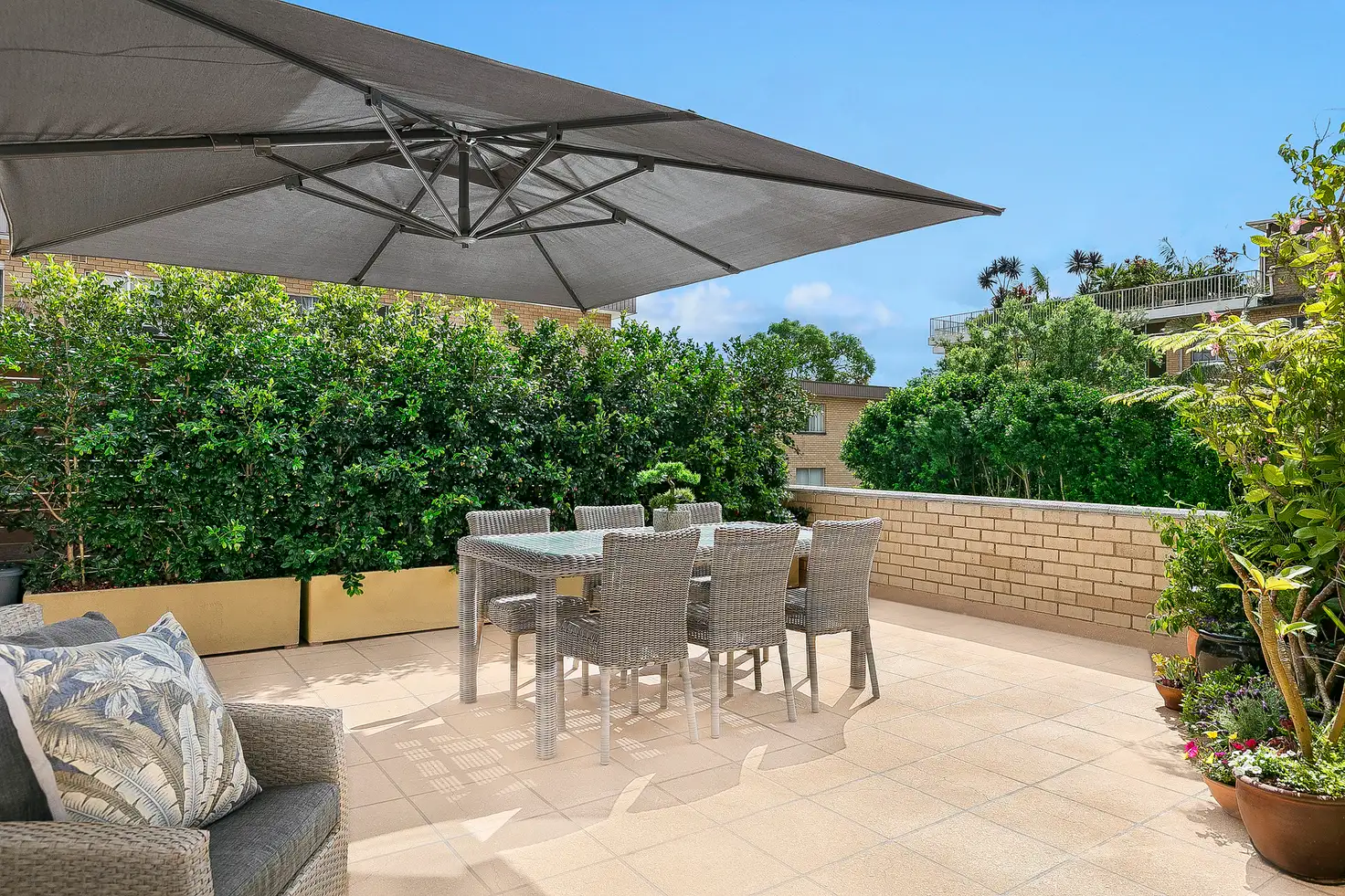 Main view of Homely unit listing, 2/38 The Crescent, Dee Why NSW 2099