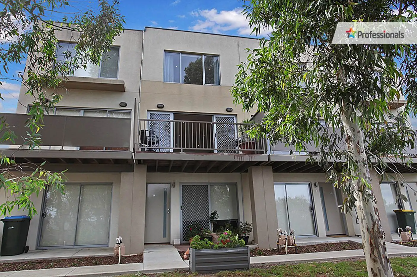 Main view of Homely townhouse listing, 9/1 Clearwater Rise Parade, Truganina VIC 3029