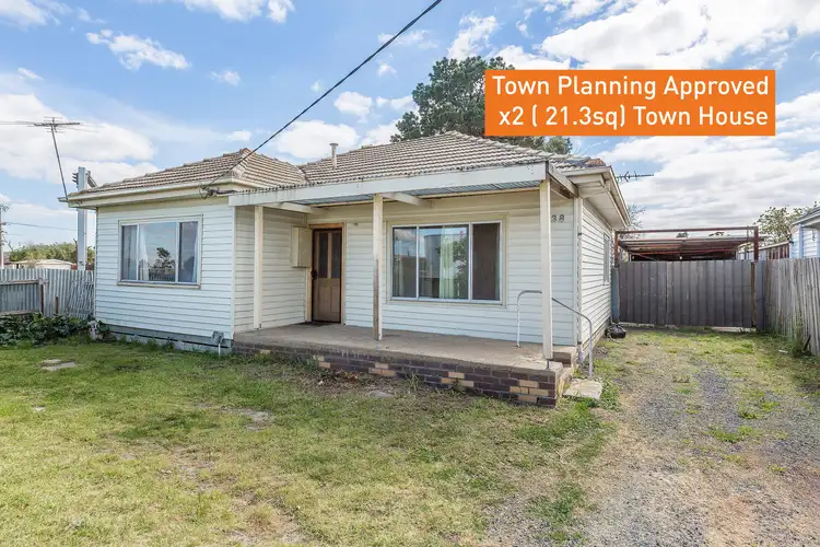 38 Barwon Avenue, Sunshine North VIC 3020