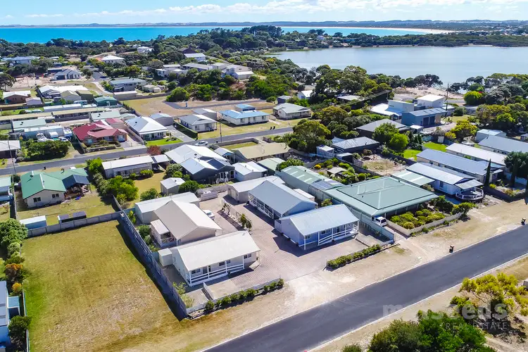Main view of Homely block of units listing, 33 Thompson Road, Robe SA 5276
