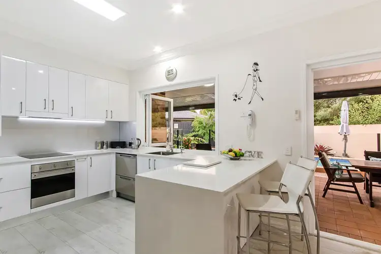 Third view of Homely house listing, 4 Leeway Place, Clear Island Waters QLD 4226