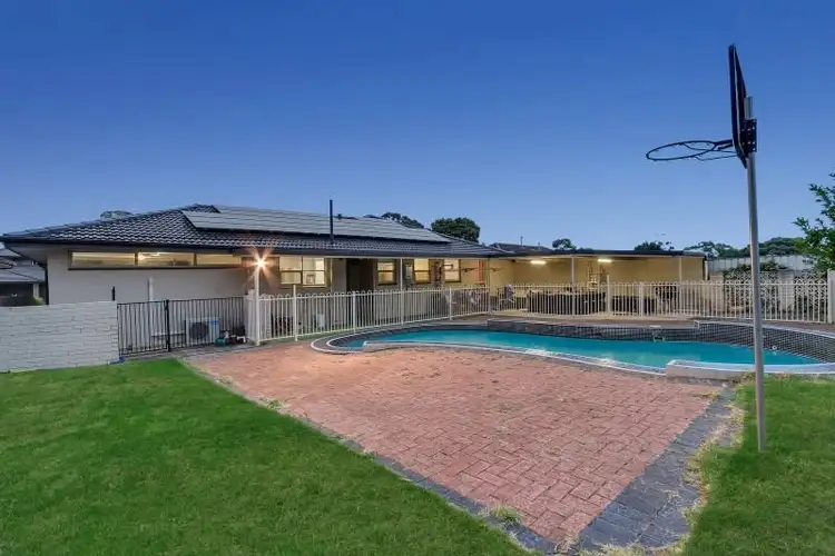8 Armbuster Street, Hope Valley SA 5090