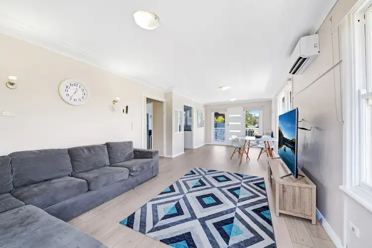 1/9 Wyoming Road, Wyoming NSW 2250