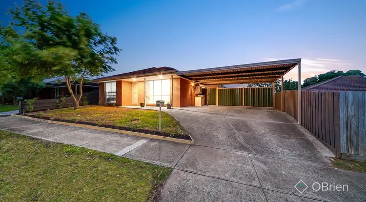 4 Sharyn Street, Cranbourne West VIC 3977