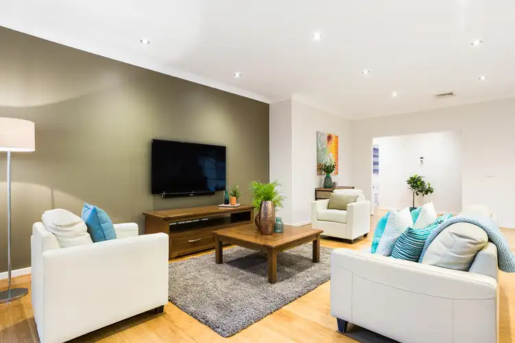 Second view of Homely unit listing, 2/334 Thompsons Road, Templestowe Lower VIC 3107