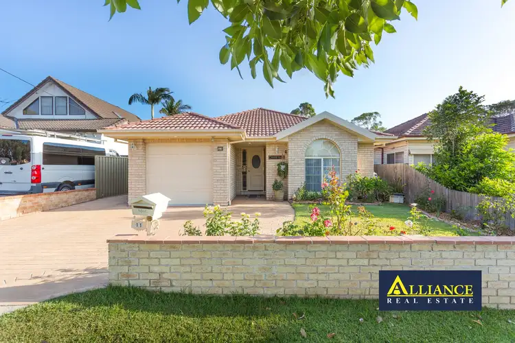 11 Childs Street, East Hills NSW 2213