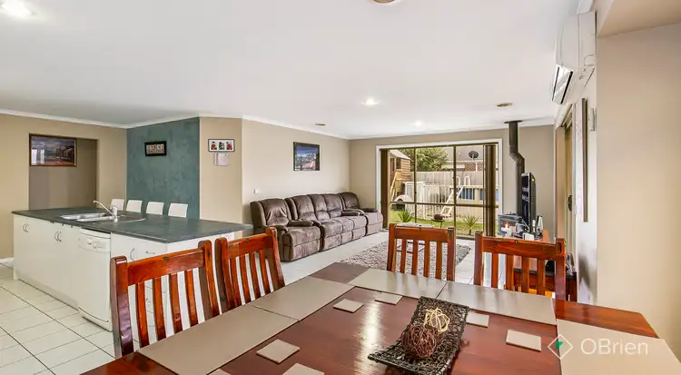 Fourth view of Homely house listing, 7 Vivi Court, Skye VIC 3977