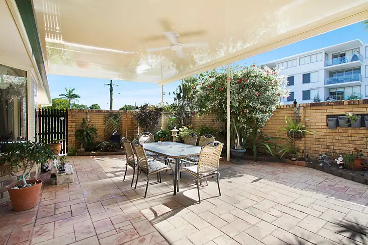 Sixth view of Homely house listing, 2 Raymond Avenue, Bundall QLD 4217