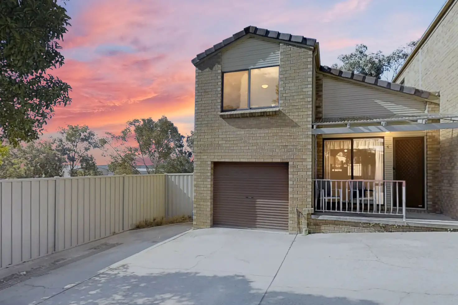 Main view of Homely townhouse listing, 4/9 Hybon Avenue, Queanbeyan NSW 2620