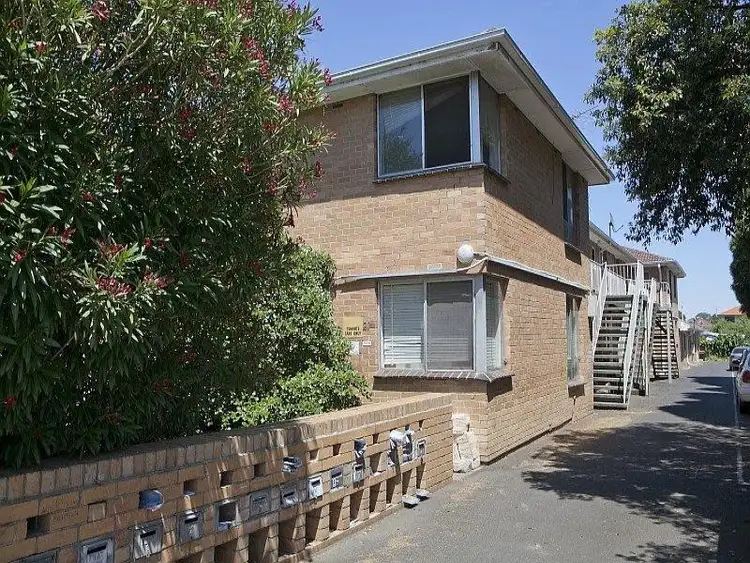 2/21 Potter Street, Dandenong VIC 3175