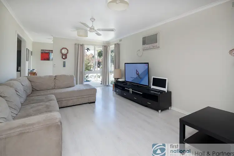 Second view of Homely house listing, 6 Cormorant Close, Endeavour Hills VIC 3802