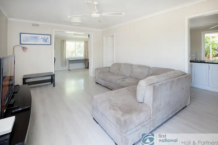 Third view of Homely house listing, 6 Cormorant Close, Endeavour Hills VIC 3802