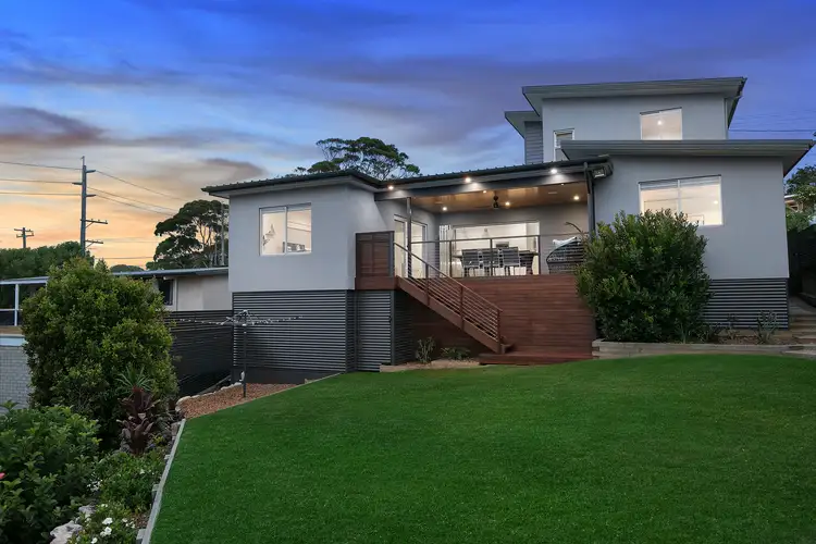 2 Gould Avenue, Narraweena NSW 2099