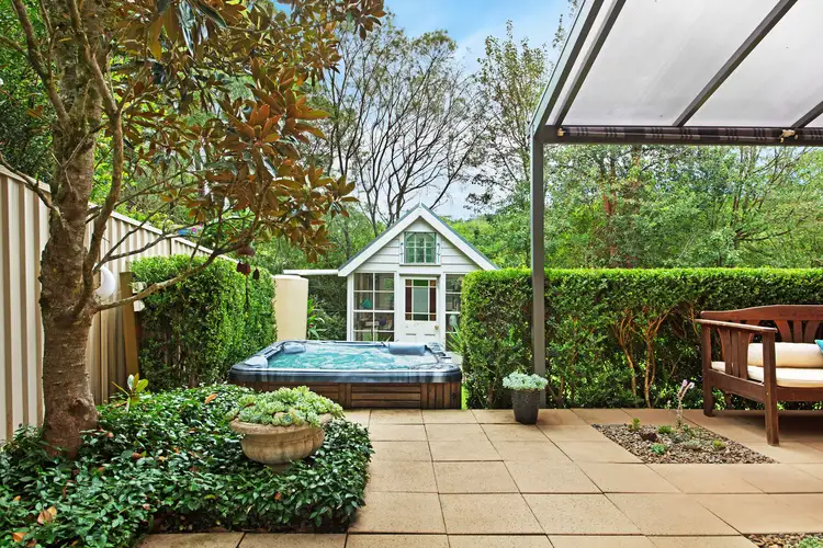 37 The Valley Way, Lisarow NSW 2250