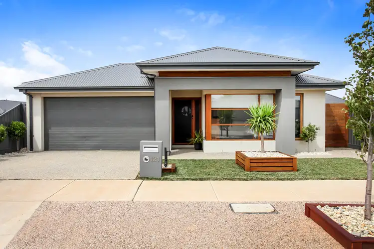 Main view of Homely house listing, 121 Enterprise Circuit, Plumpton VIC 3335