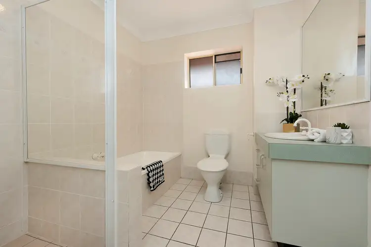 Sixth view of Homely unit listing, 8/30 Rise Street, Mount Gravatt East QLD 4122