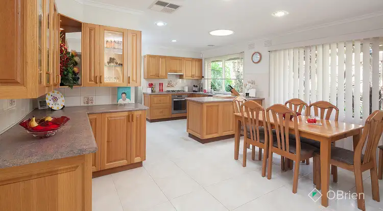 Fifth view of Homely house listing, 23 Haverstock Hill Close, Endeavour Hills VIC 3802