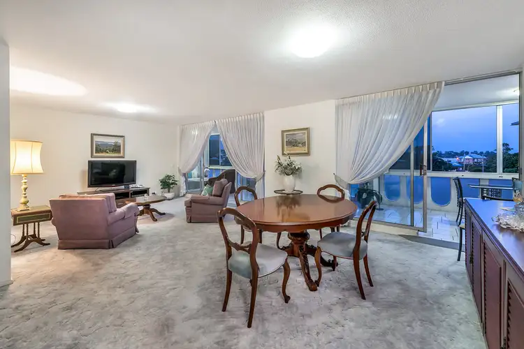 15/104 Station Road, Indooroopilly QLD 4068