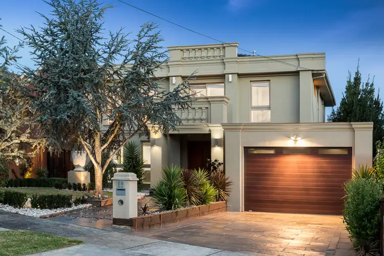 16 Yarraleen Place, Bulleen VIC 3105