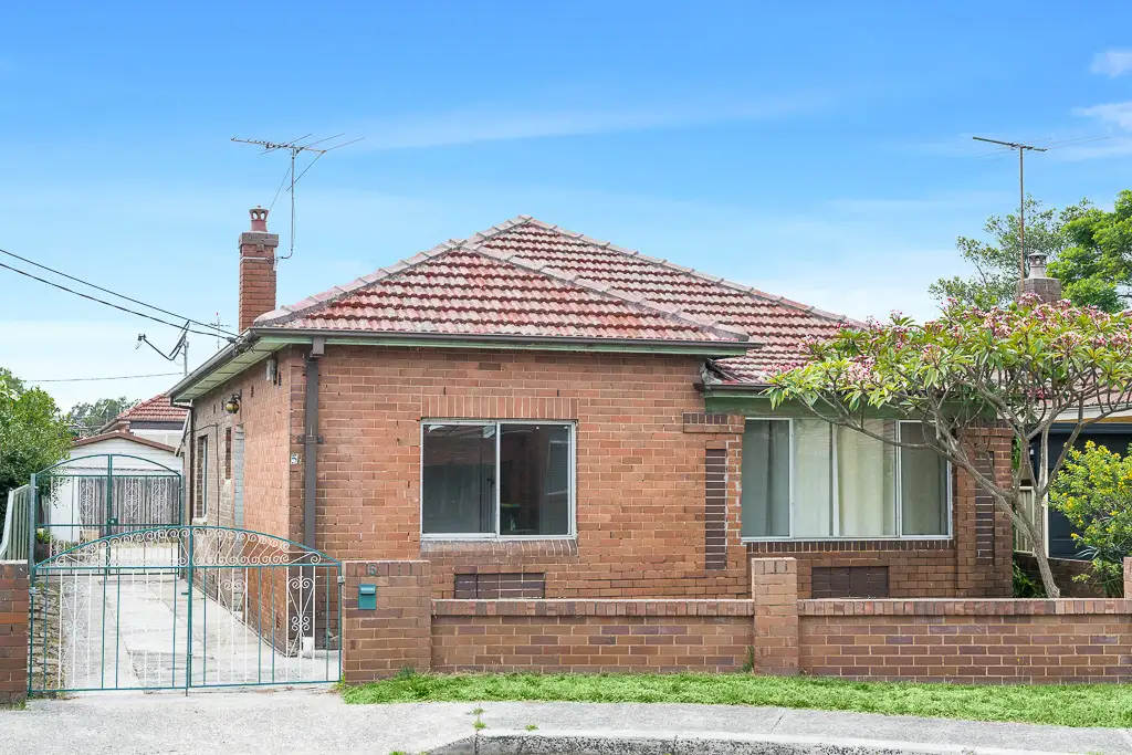 Main view of Homely house listing, 5 Walker Avenue, Mascot NSW 2020