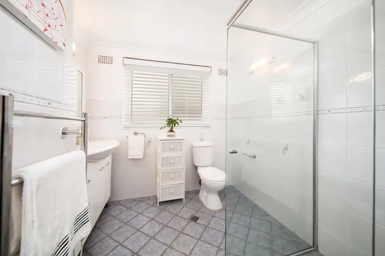 Sixth view of Homely apartment listing, 2/4 Grosvenor Crescent, Cronulla NSW 2230