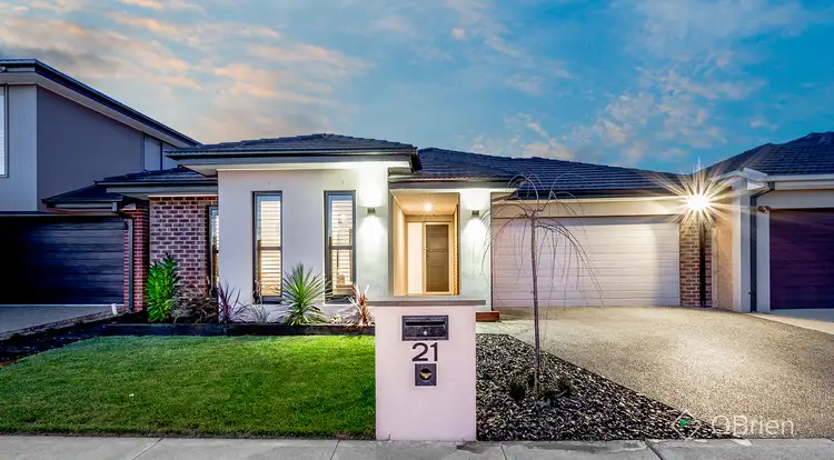 21 Castillo Avenue, Clyde North VIC 3978