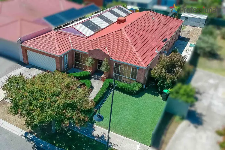 20 Niewand Avenue, Burnside VIC 3023