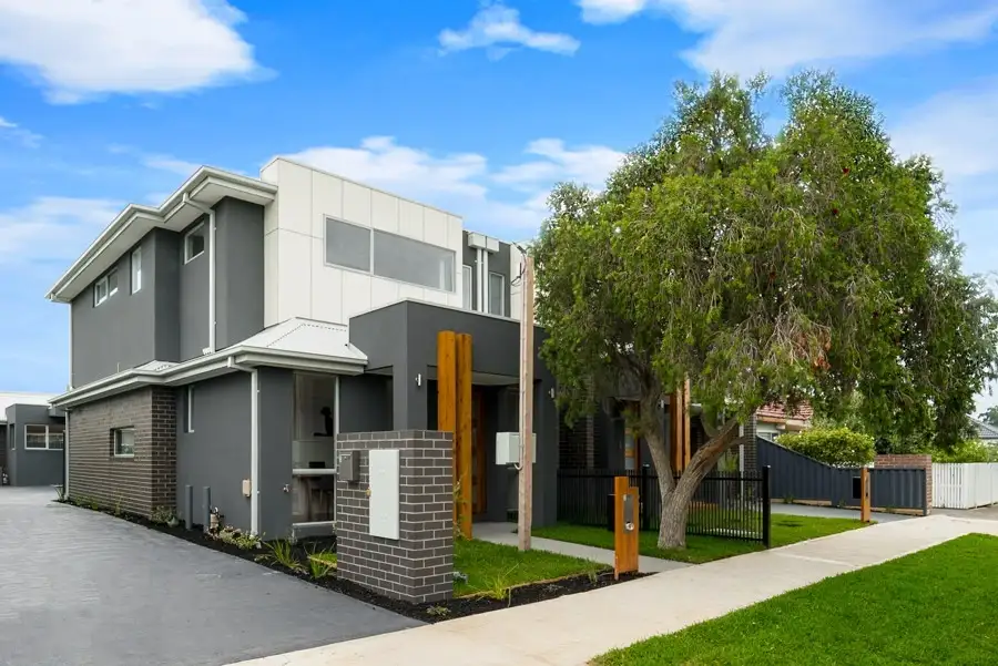 Main view of Homely townhouse listing, 2/82 Kernot Street, South Kingsville VIC 3015
