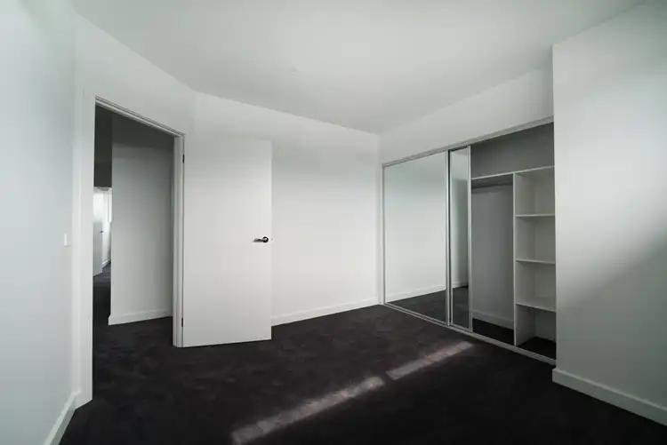 Sixth view of Homely townhouse listing, 2/82 Kernot Street, South Kingsville VIC 3015