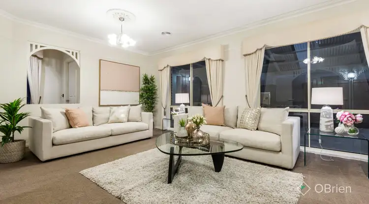 Fifth view of Homely house listing, 8 Ros Way, Berwick VIC 3806