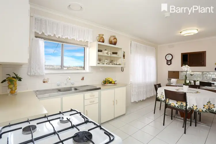 99 Outlook Drive, Glenroy VIC 3046