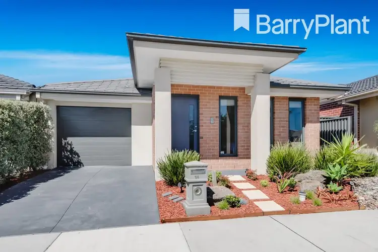 14 Hestia Avenue, Cranbourne West VIC 3977
