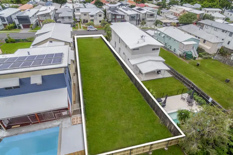101 Melville Terrace, Manly QLD 4179