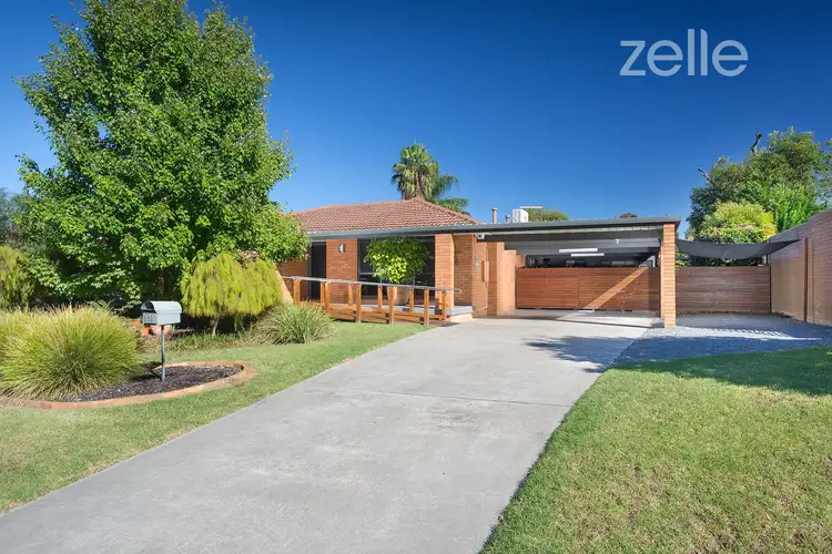 569 Spurrway Drive, West Albury NSW 2640