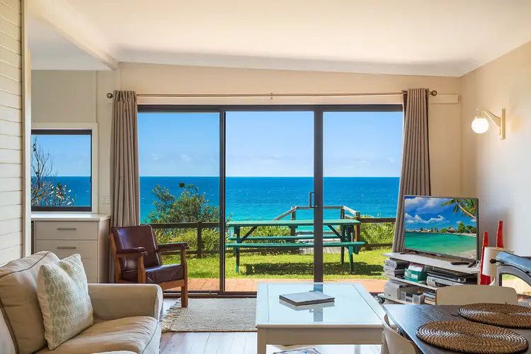 25 Dickinson Avenue, Bermagui NSW 2546
