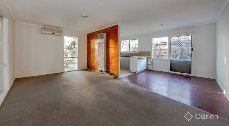 Sixth view of Homely house listing, 2 Delmont Court, Cranbourne VIC 3977