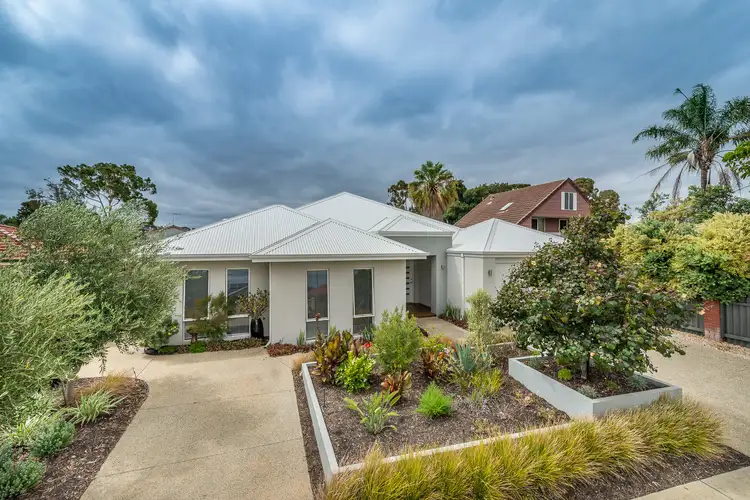 135 Eglinton Crescent, Hamersley WA 6022