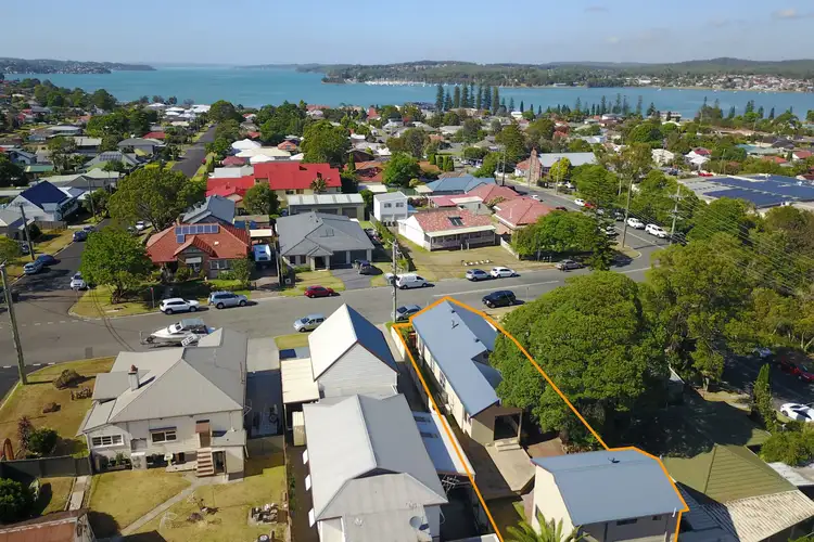 37 Council Street, Speers Point NSW 2284