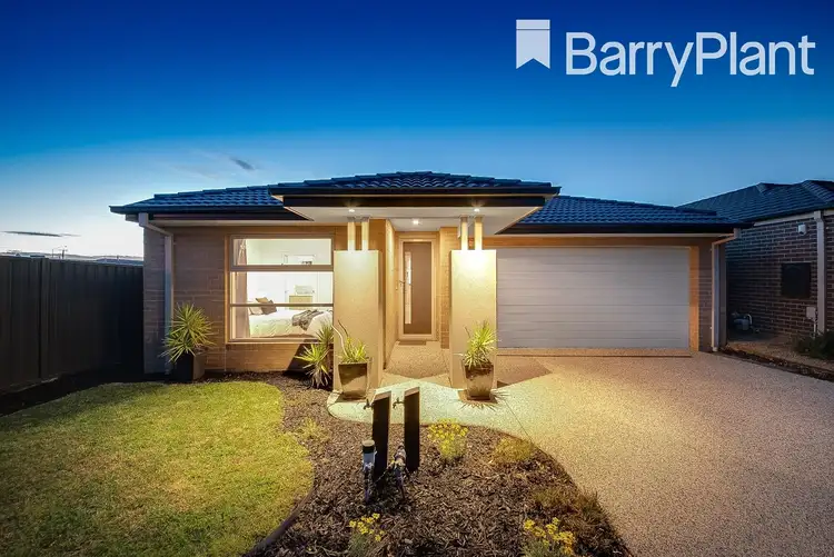 6 Gawler Way, Clyde North VIC 3978