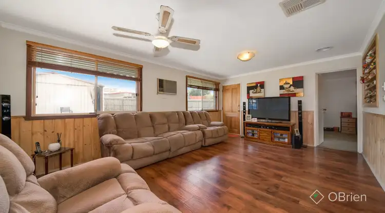 Second view of Homely house listing, 6 Bickford Place, Hallam VIC 3803