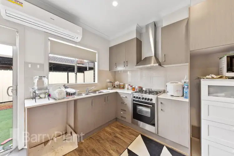 Seventh view of Homely townhouse listing, 2/72-74 Errington Road, St Albans VIC 3021