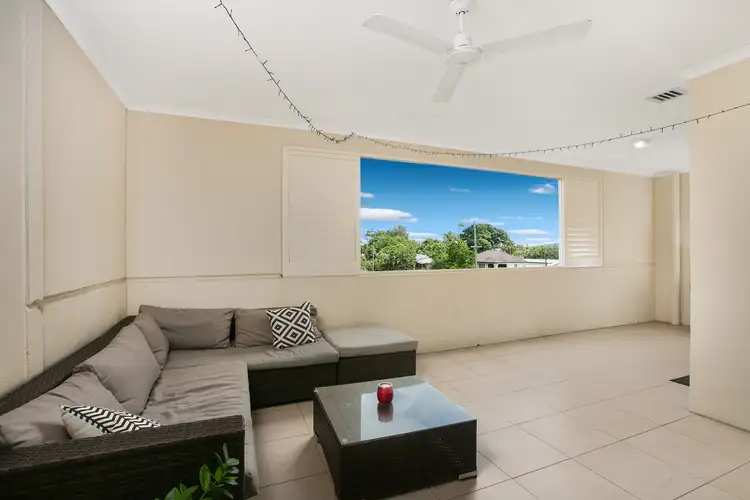 211/335 Lake Street, Cairns North QLD 4870