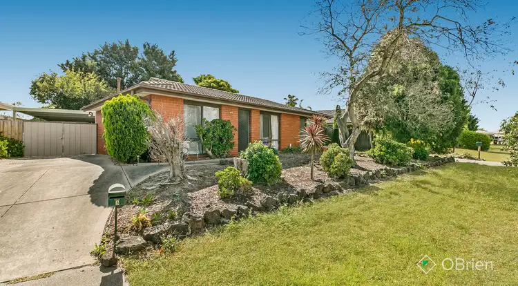 3 Fosters Court, Cranbourne North VIC 3977