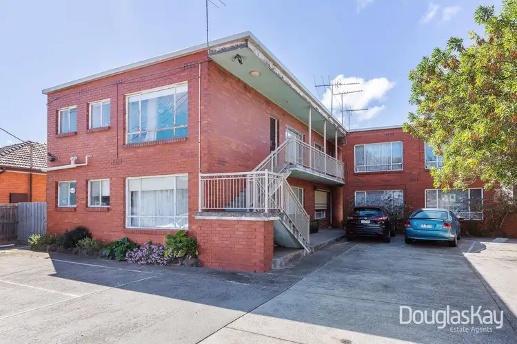 3/4 Lachlan Road, Sunshine West VIC 3020