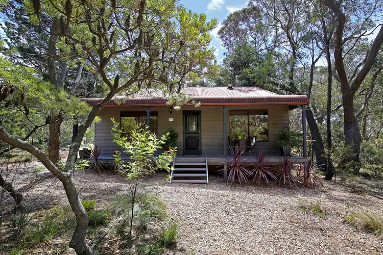 12 Fairlop Road, Medlow Bath NSW 2780
